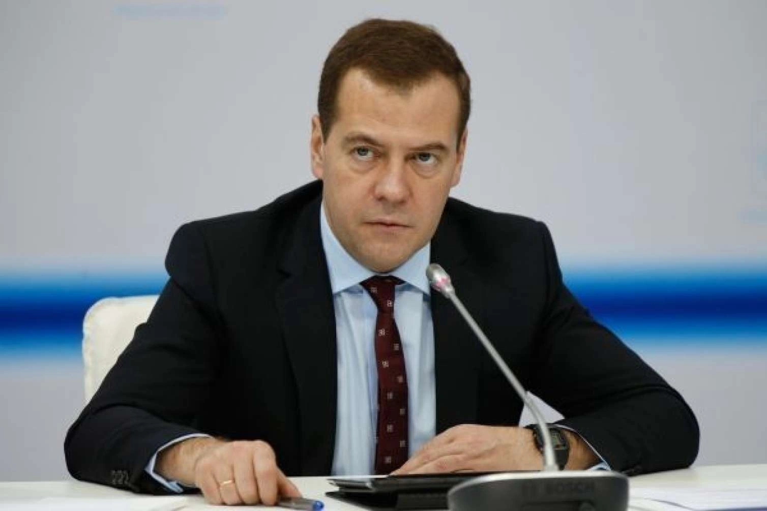 Medvedyev İrəvana qarşı: “Ermənistanı cəzalandıracağıq”
