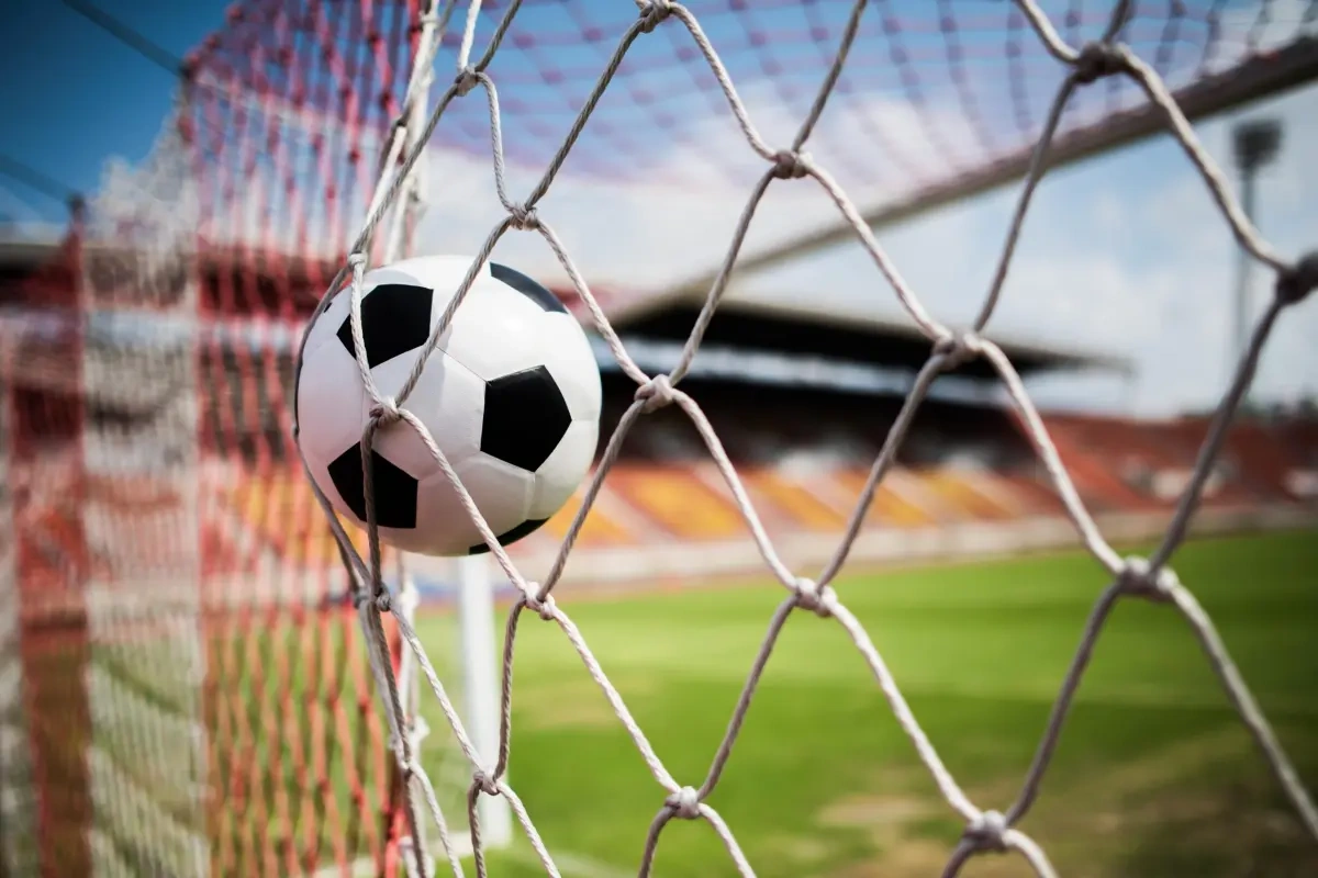 “Sportinq”-“Qalatasaray” bu məşhur hakim idarə edəcək