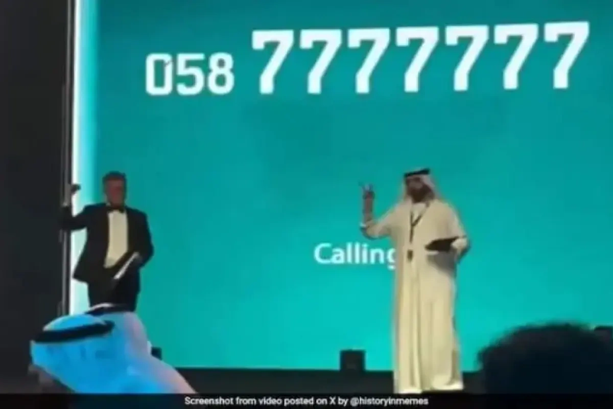 Bu telefon nömrəsi rekord qiymətə satıldı