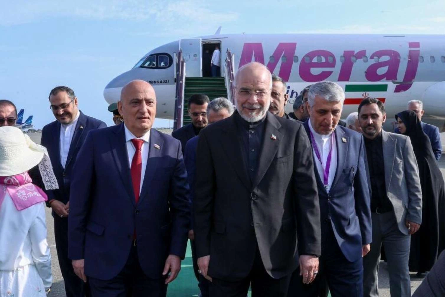 Qalibaf Azərbaycanda səfərdədir