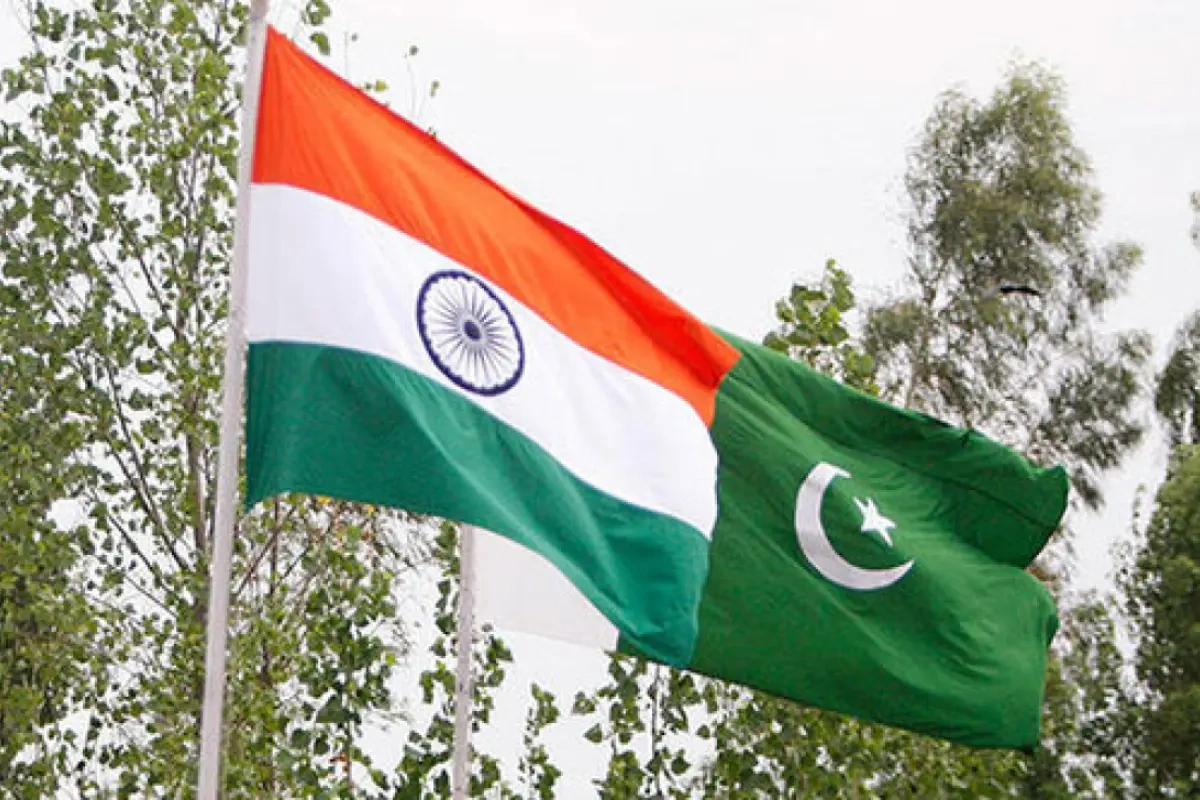 Pakistan Hindistanı müharibə ilə hədələdi