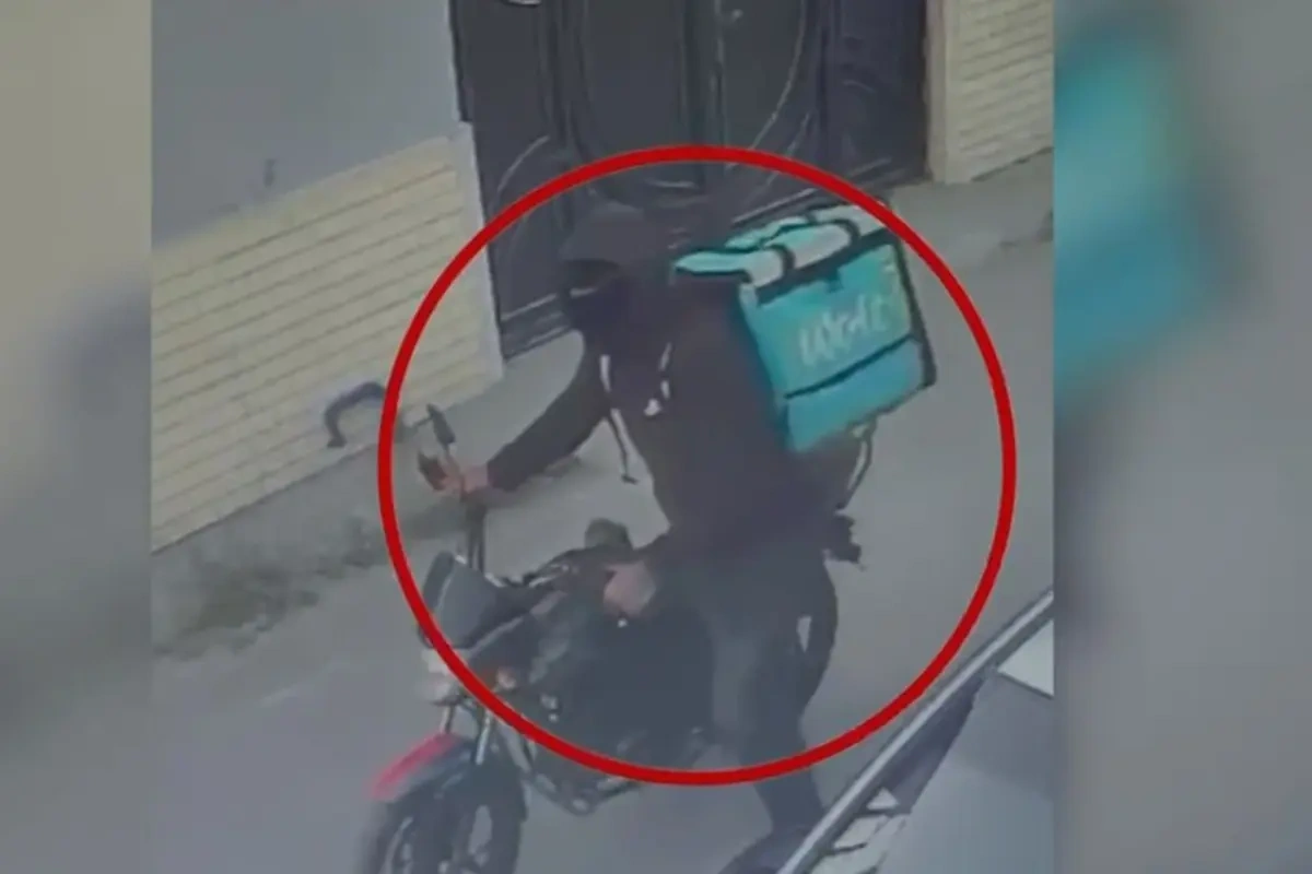 Oğurluqla məşğul olan motosikletçi tutuldu - Video
