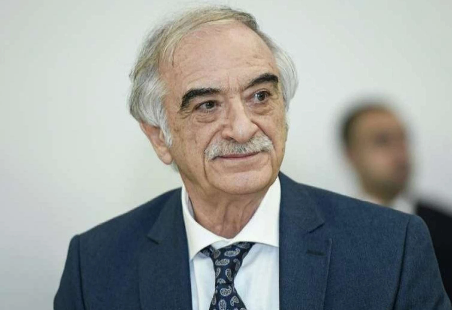 81 yaşlı Polad Bülbüloğlu boşanıb, yenidən