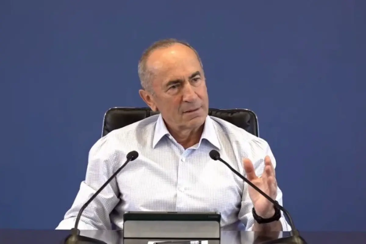 Robert Köçəryanın həbs müddəti daha iki ay uzadıldı