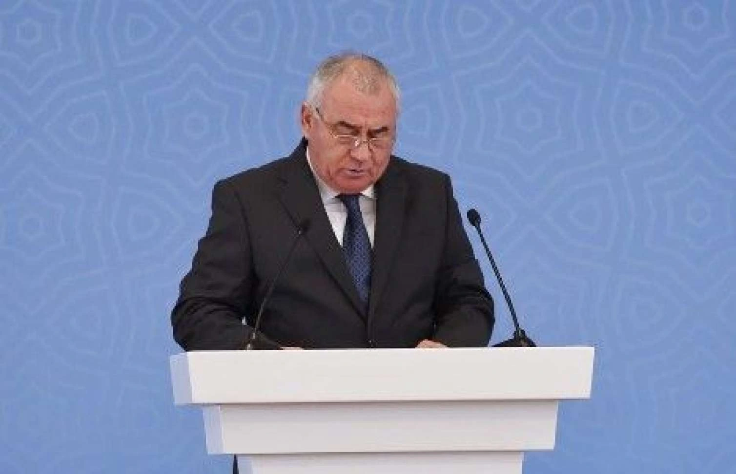 Alı Alıyev özünə yeni köməkçi təyin etdi