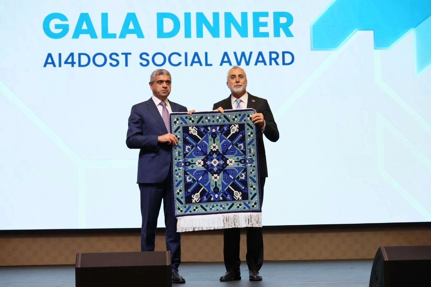 “Aİ4DOST Sosial Mükafatı 2026”: qaliblərə mükafatlar təqdim edildi