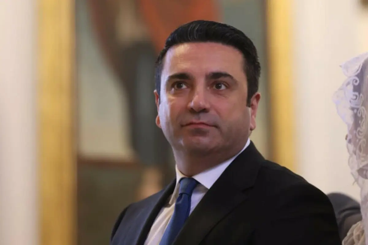 Simonyanın komandası da parlamenti tərk edir