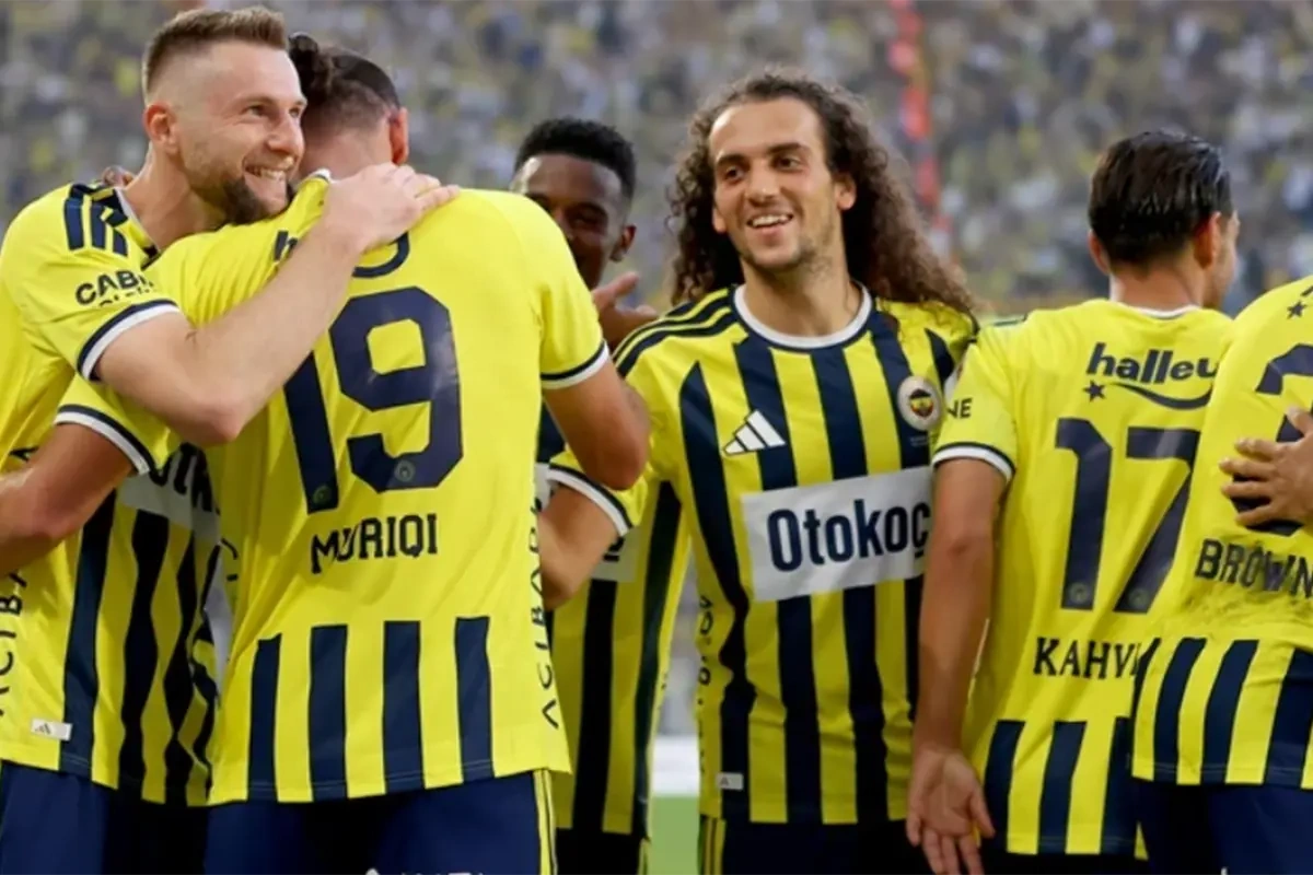 “Fənərbağça” rəqibini darmadağın etdi