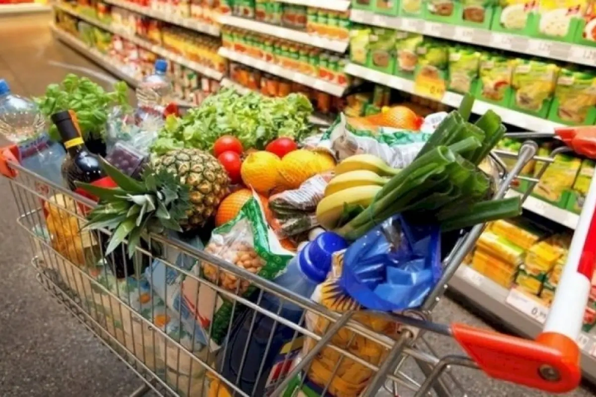 Marketlər bizi belə aldadır: Daha çox pul xərcləməyimiz üçün 7 gizli üsul