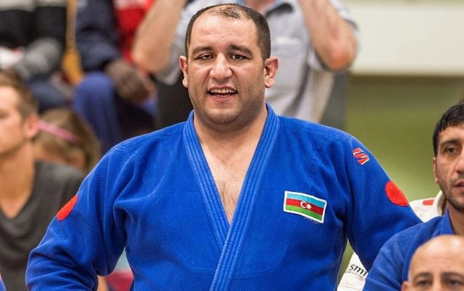 İlham Zəkiyev Avropa çempionatında finala vəsiqə qazandı