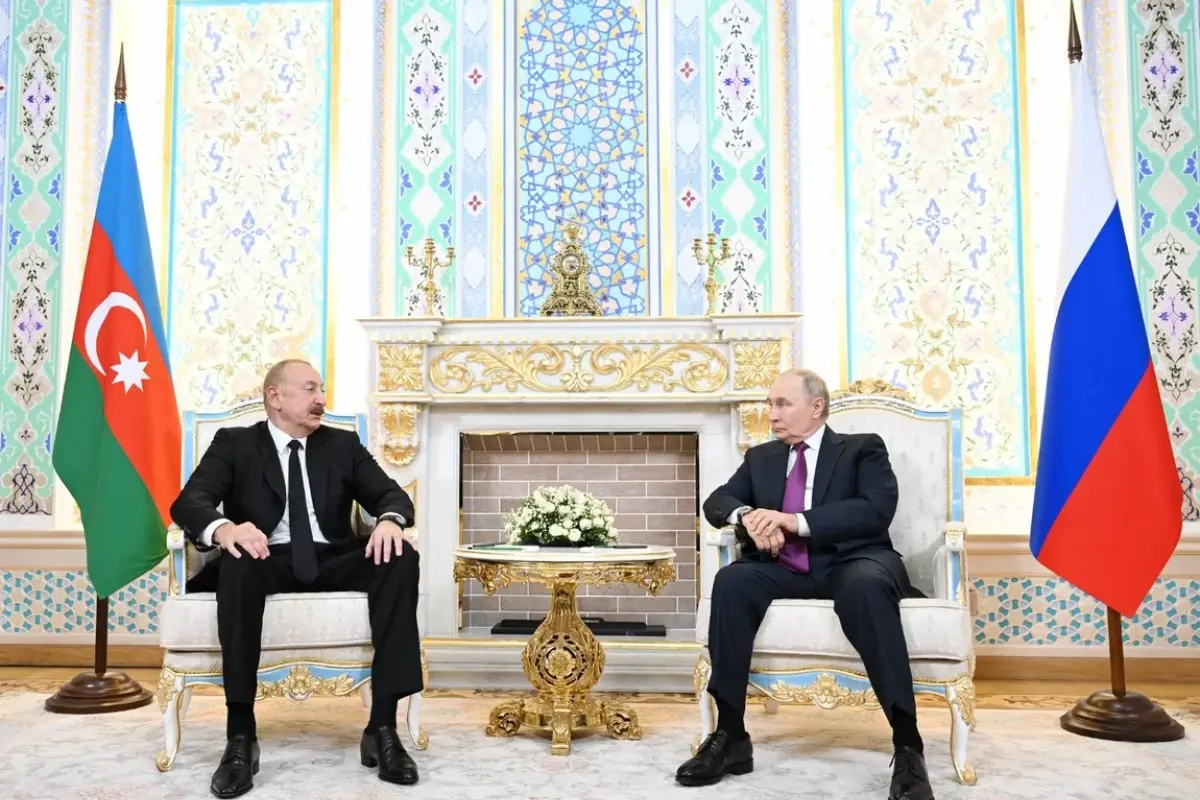 İlham Əliyev Vladimir Putini təbrik etdi