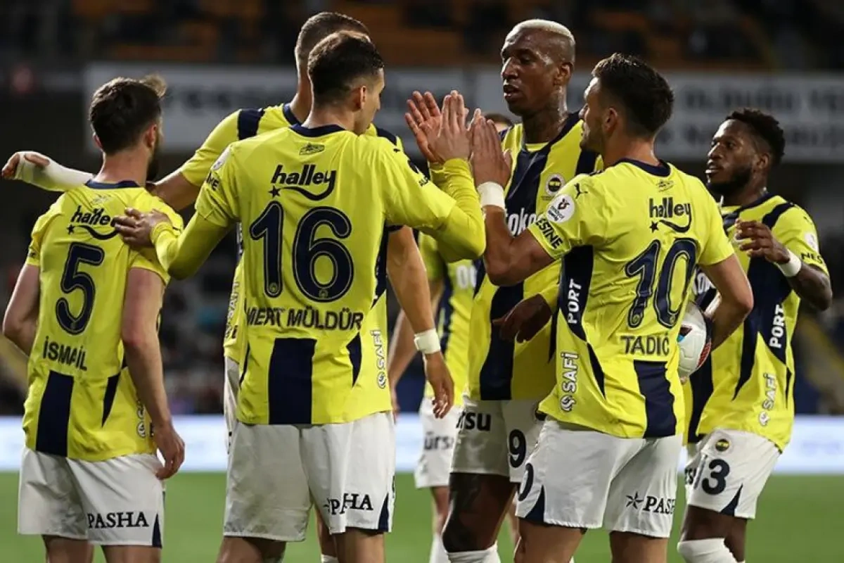 FIFA-dan “Fənərbağça”ya ağır cəza: 3 transfer dövrü qadağa