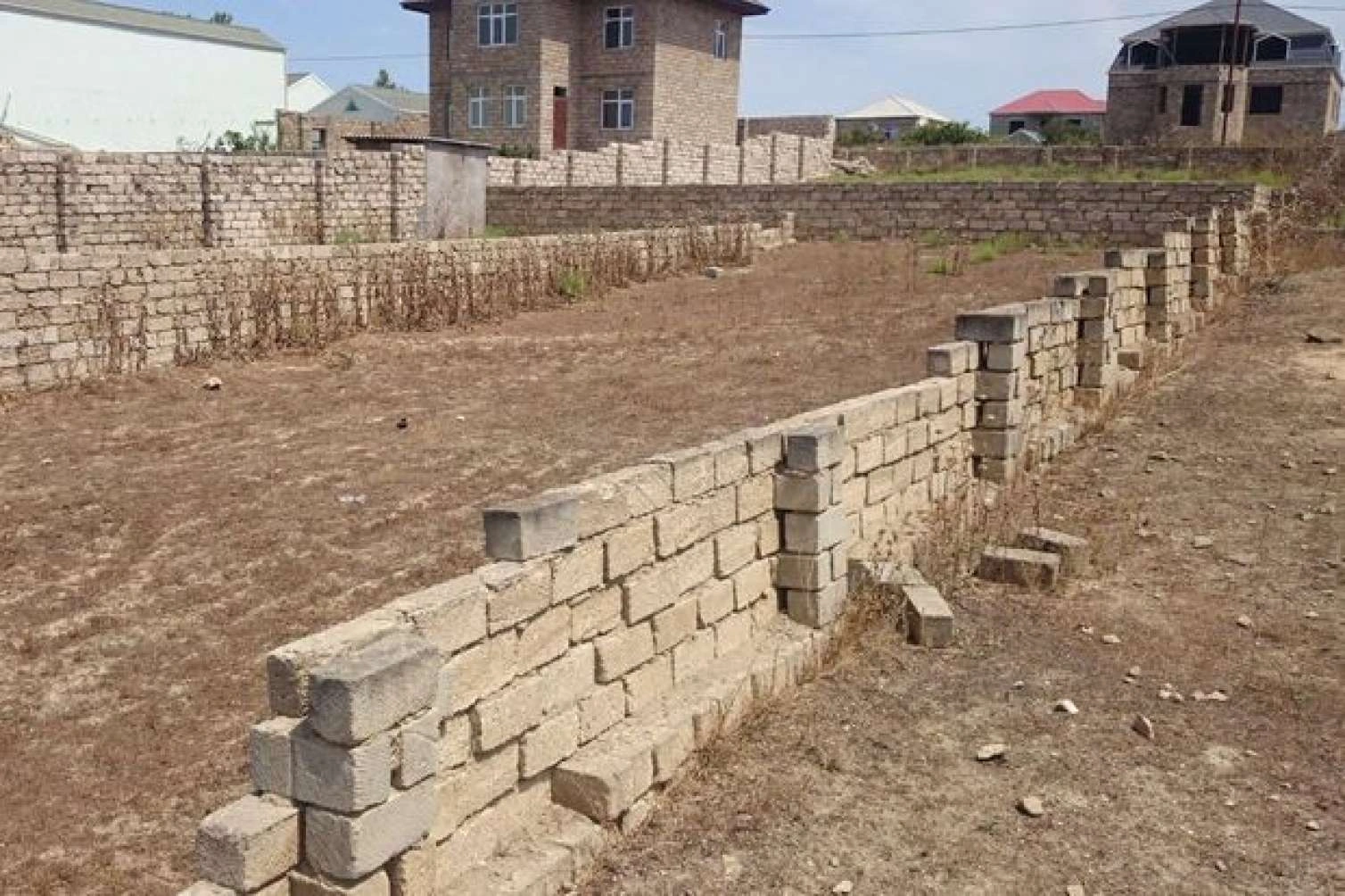 Bakıda ucuz və sənədli torpağı haradan almaq olar?