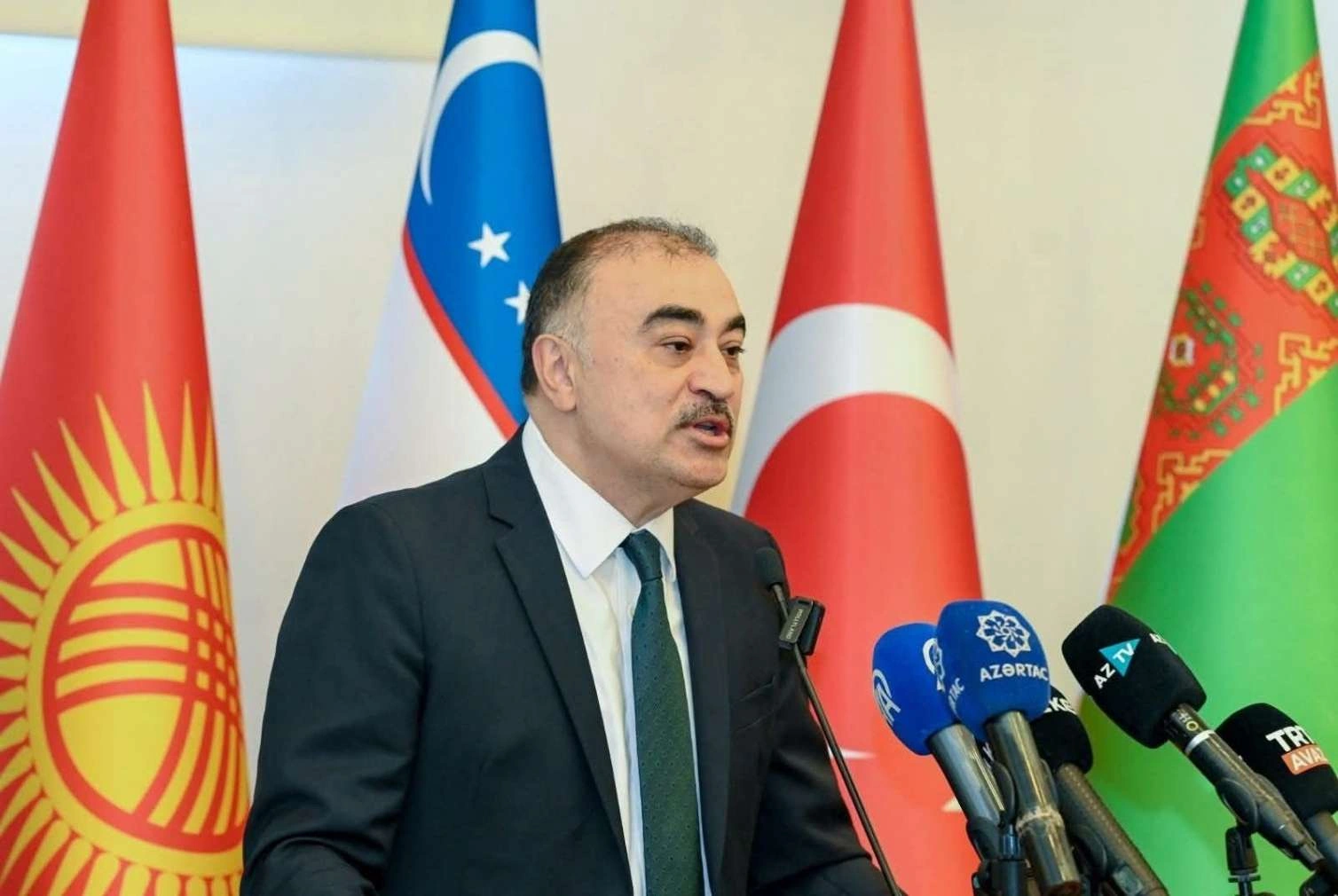 Diplomatik fəaliyyətdən daha artıq…