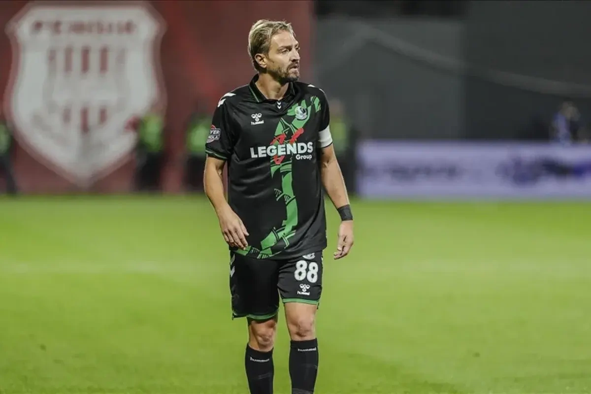Caner Erkin kariyerasını bitirdi