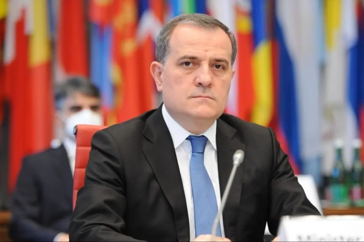 Ceyhun Bayramov özbəkistanlı həmkarı ilə danışdı