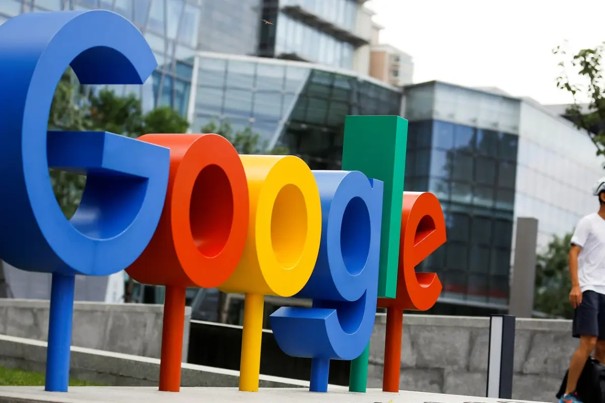 "Google"un borcu 20 rəqəmli məbləğə çata bilər