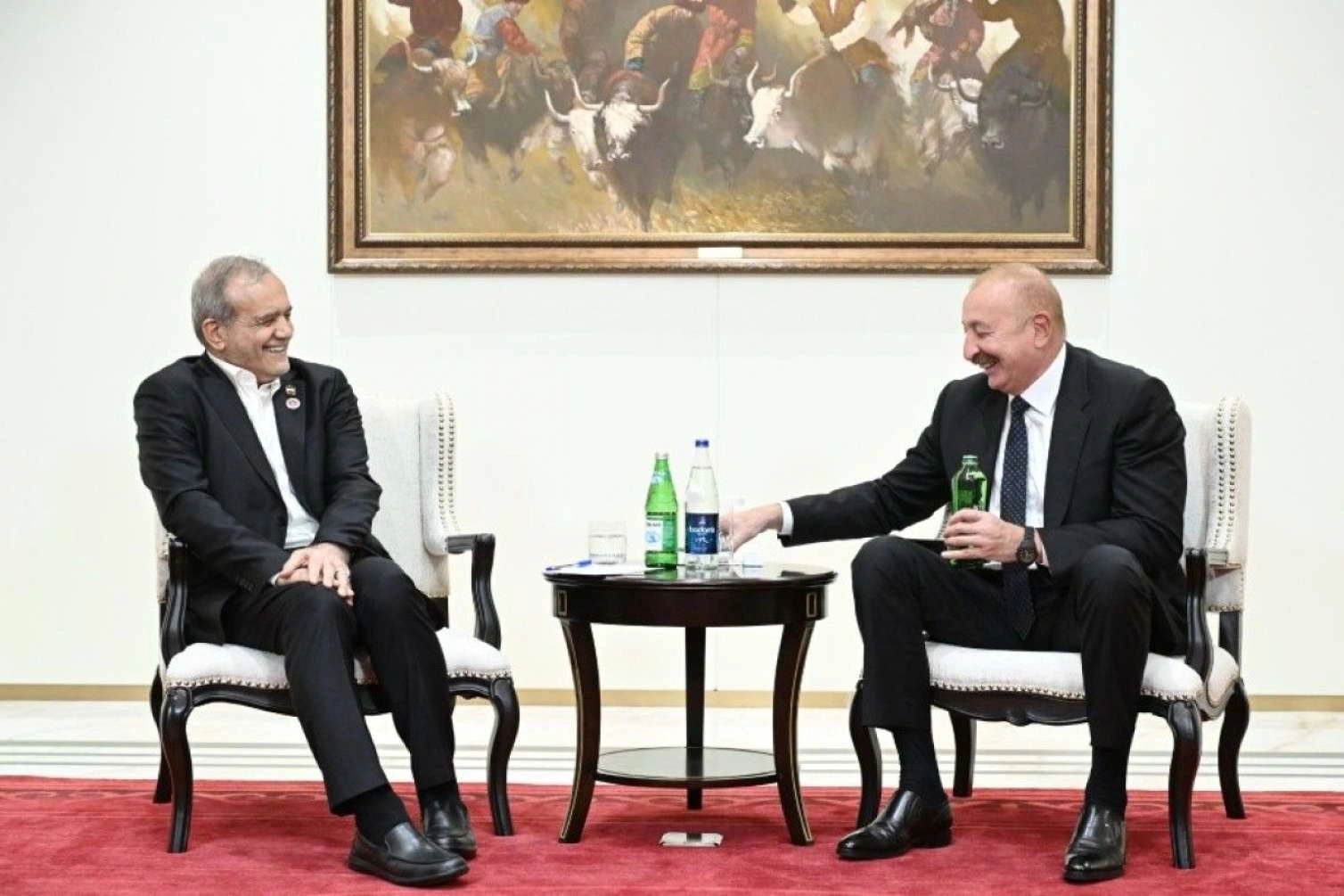 İlham Əliyevdən Pezeşkiana: Azərbaycan suyundan iç