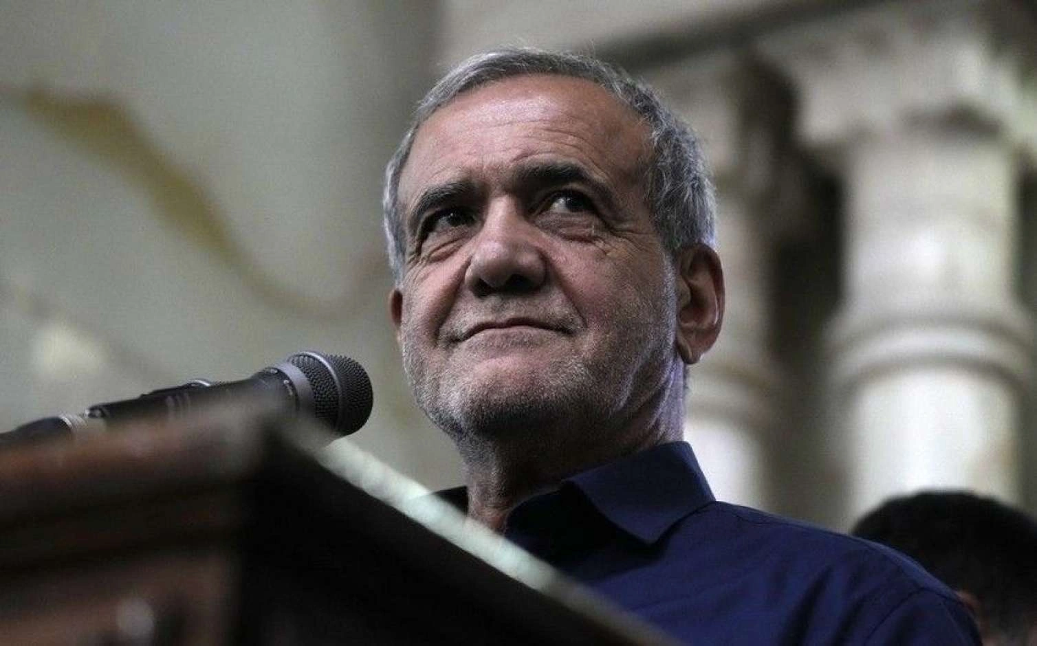 İran prezidenti Aşura məclisində