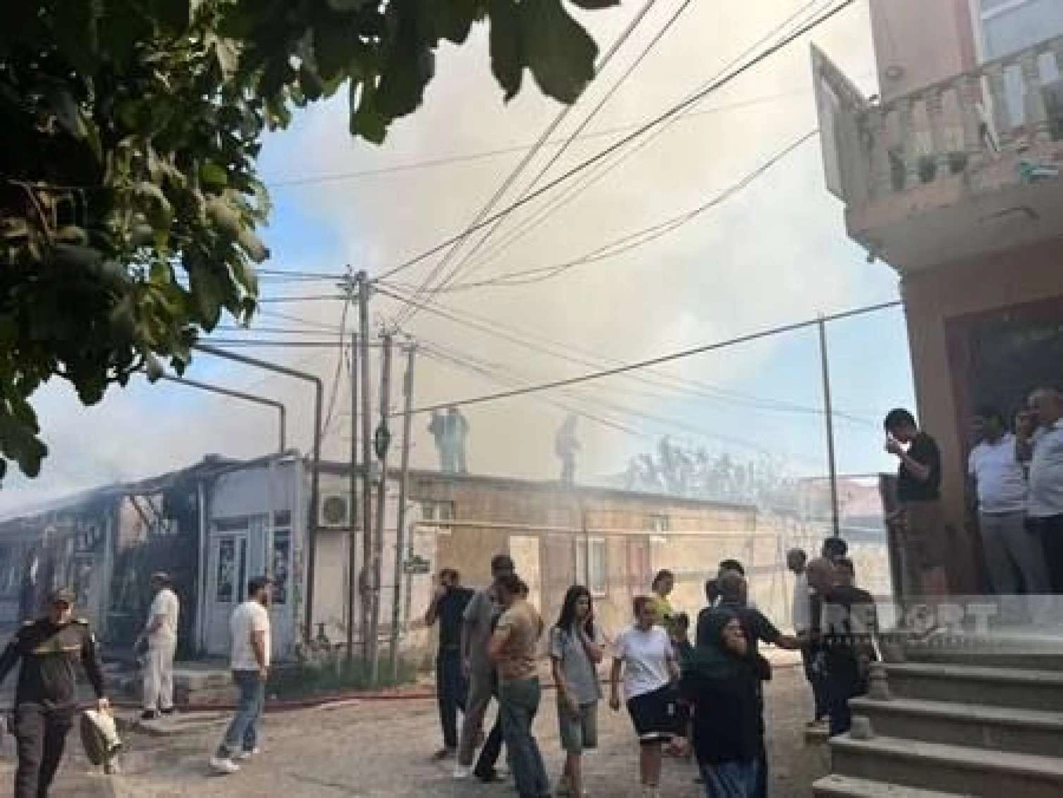 "Şuşa şəhərciyi"ndə "Al Market" yanır - FOTO