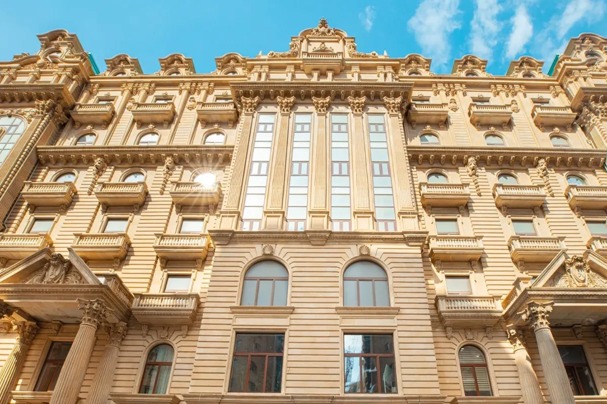 “Kristal”ın Nəsimidə inşa etdiyi prestijli layihə - “Royal Residence”