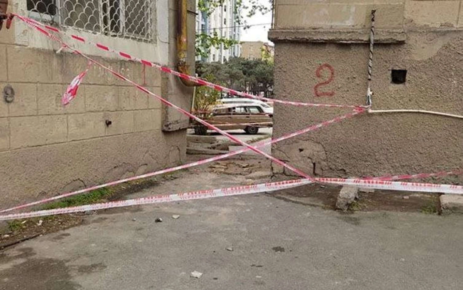 "Başımıza daş tökülür"