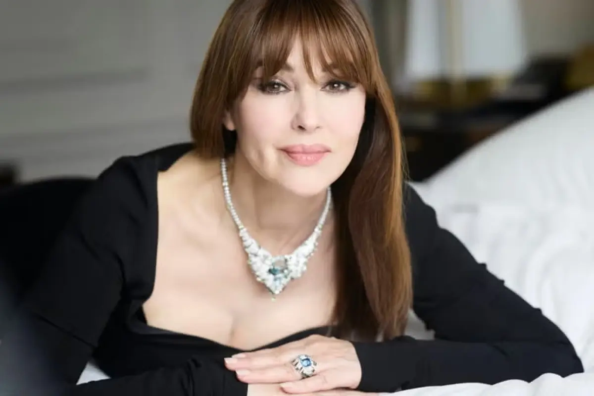 61 yaşlı Monika Belluççinin gecə görüntüsü gündəm oldu – FOTO
