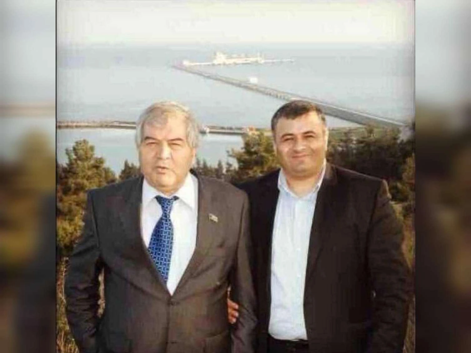 Sabir Rüstəmxanlı Vətəni şeirə yox, insanların ürəyinə yazıb