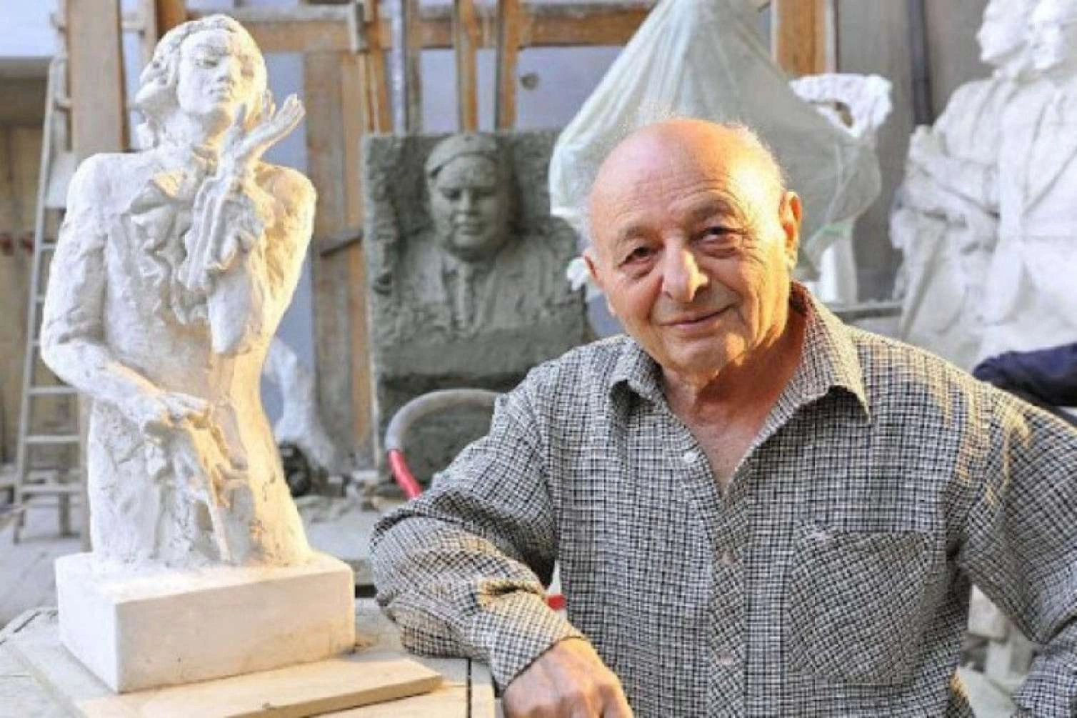 Ömər Eldarov xəstəxanaya düşdü
