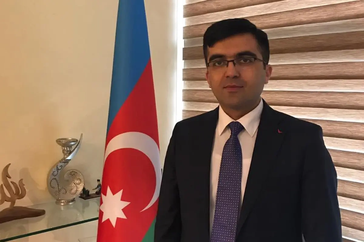 Dalaşanları ayırarkən öldürülən Azər vəkilin qardaşı imiş - Foto