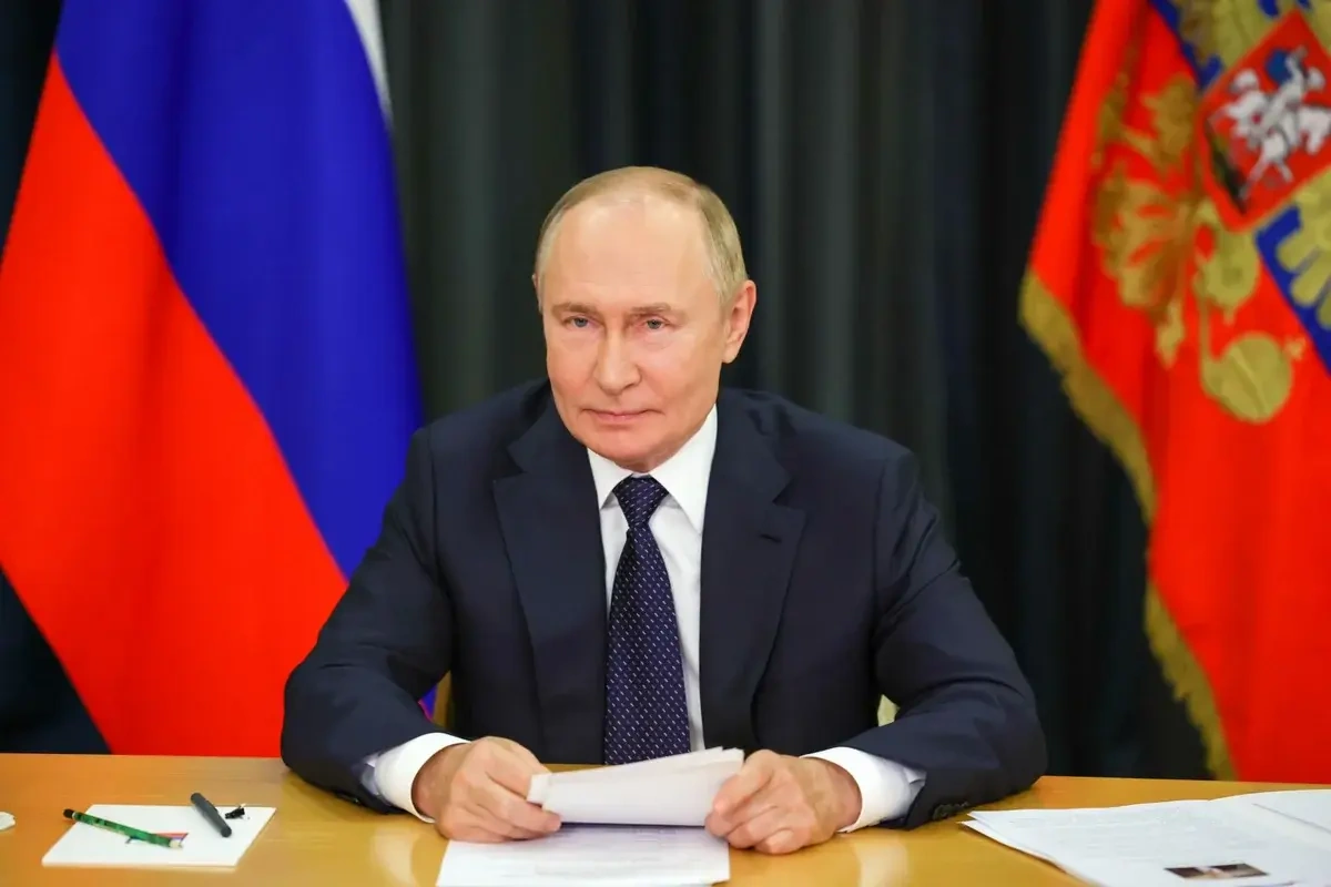Vladimir Putin İlham Əliyevi təbrik etdi