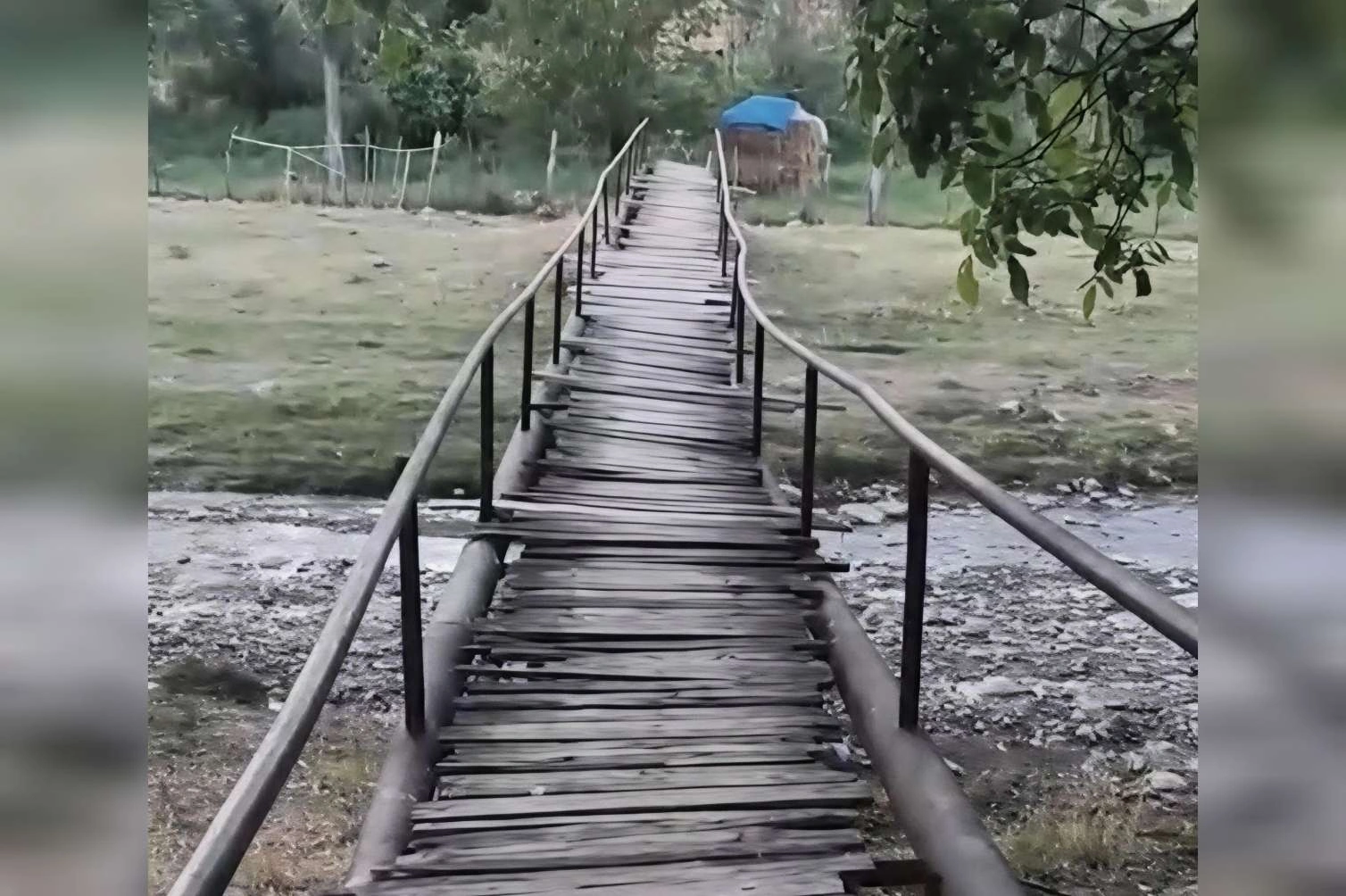“Dövlətin o qədər vəsaiti var, körpü salsın?” –