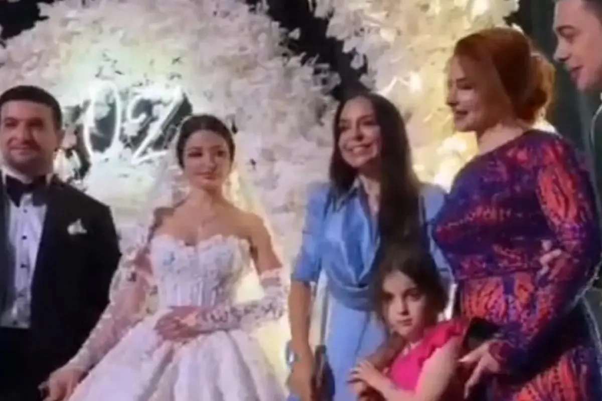 Leyla Əliyeva Bakıda toyda – VİDEO