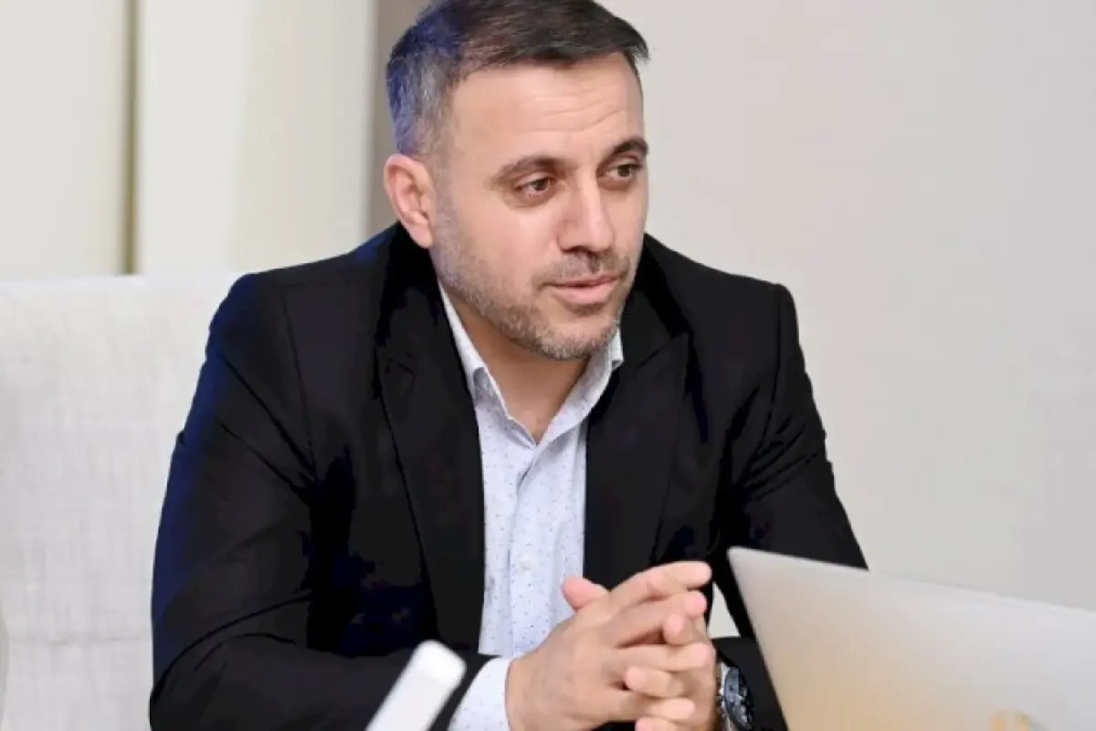 “Toral Bayramov “Bursaspor”da hələ uyğunlaşma dönəmi keçir” - Ayxan Abbasov