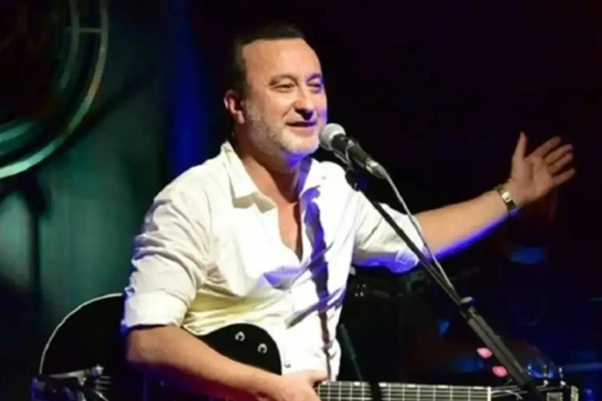 Məşhur müğənni reanimasiyaya yerləşdirildi