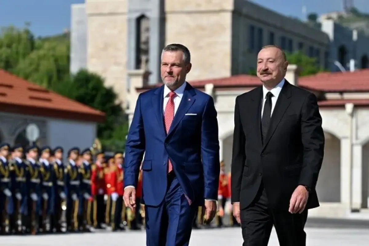 Prezident Peter Pelleqrinini Şuşada qarşıladı