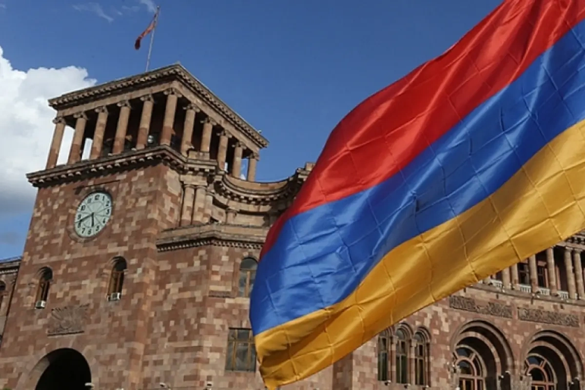 Ermənistanda seçkiqabağı həbslər başladı