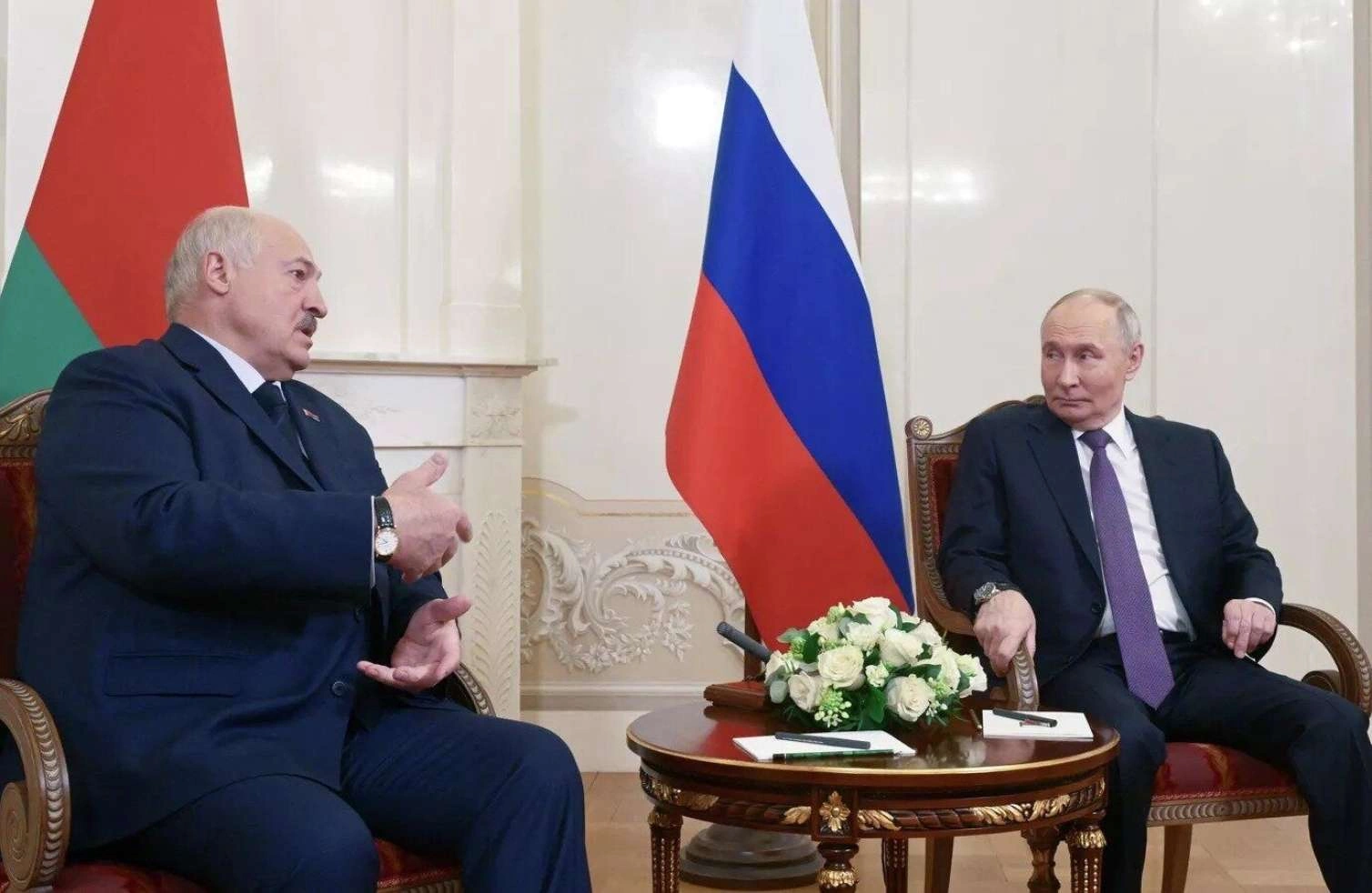 Putin və Lukaşenko Ermənistan məsələsini müzakirə etdi - Detallar