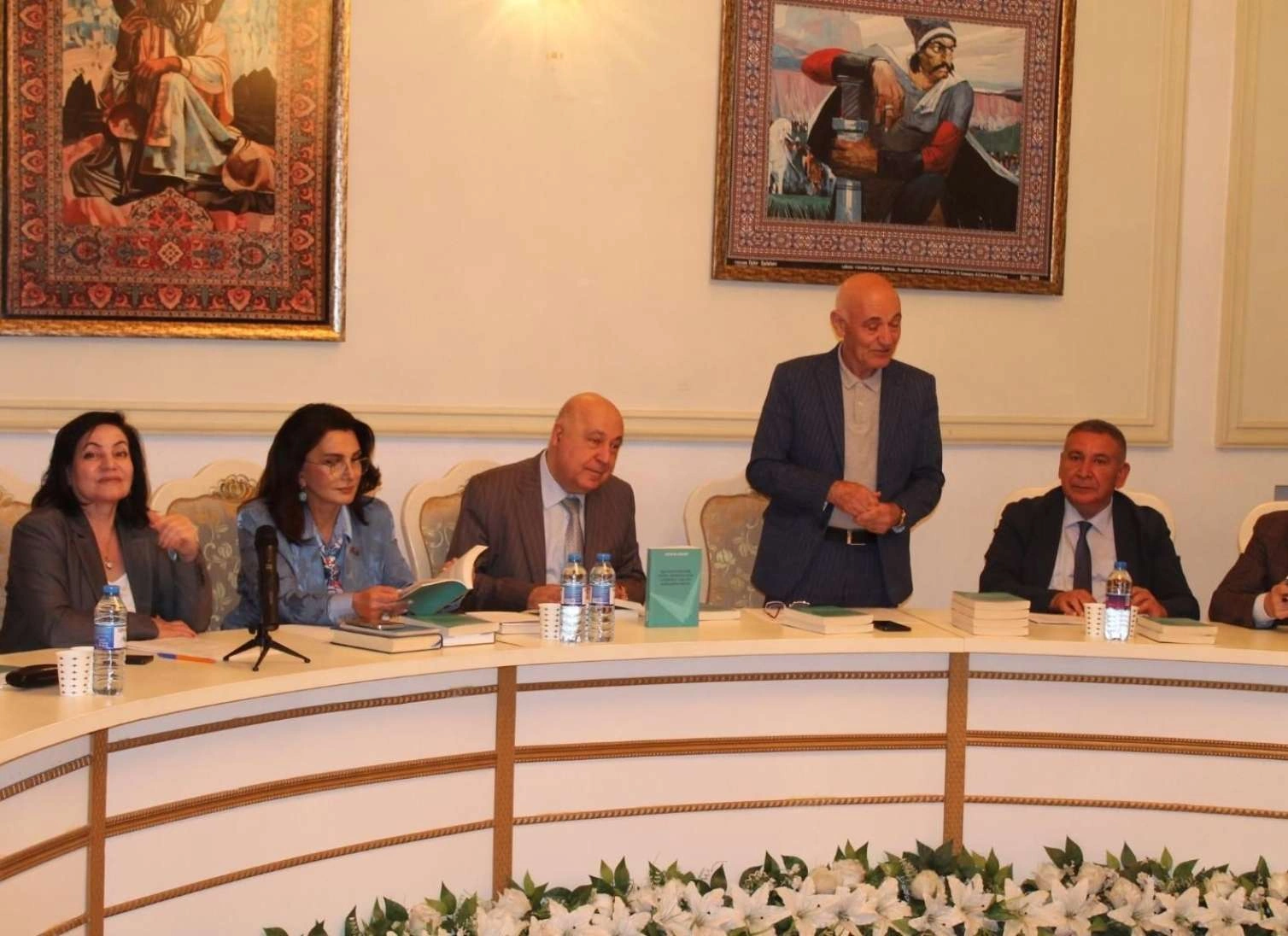 Multikulturalizm: Nəzəriyyə, beynəlxalq təcrübə, Azərbaycan modeli”  kitabı təqdim olundu