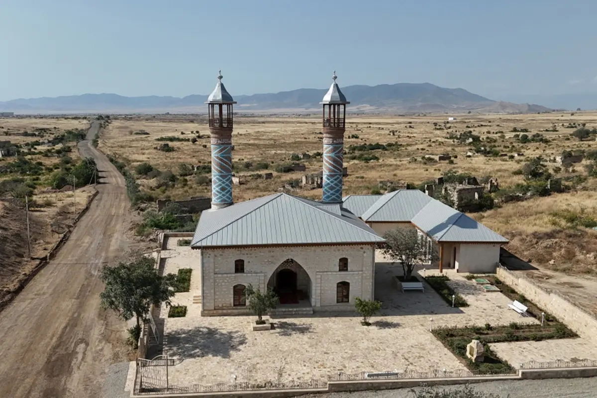 Azad olunmuş ərazilərdə artıq 12 məscid bərpa edilib