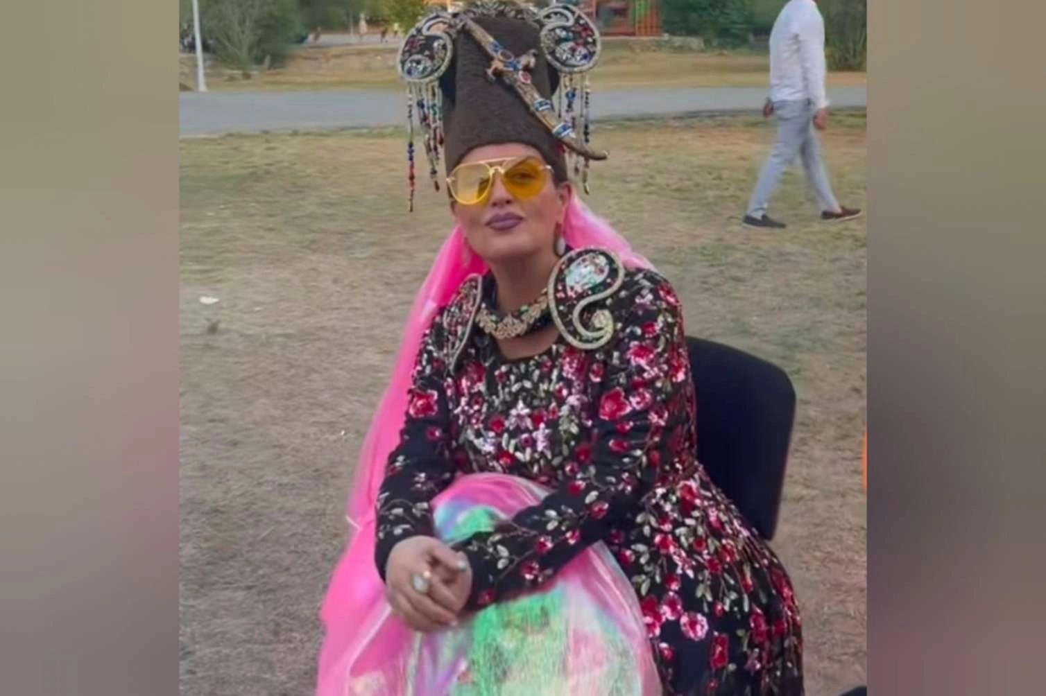 Elza Seyidcahan qəribə obrazı ilə Laçında diqqət çəkdi