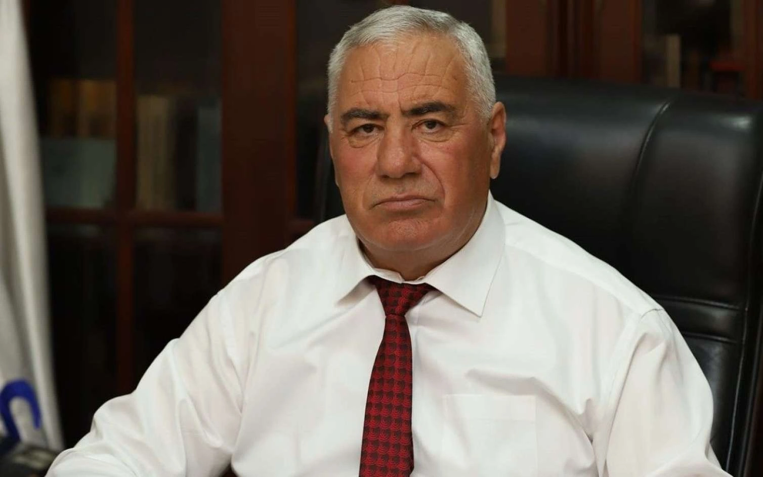 Hafiz Hacıyev imkanlı şəxslərdən qurban payı istədi: