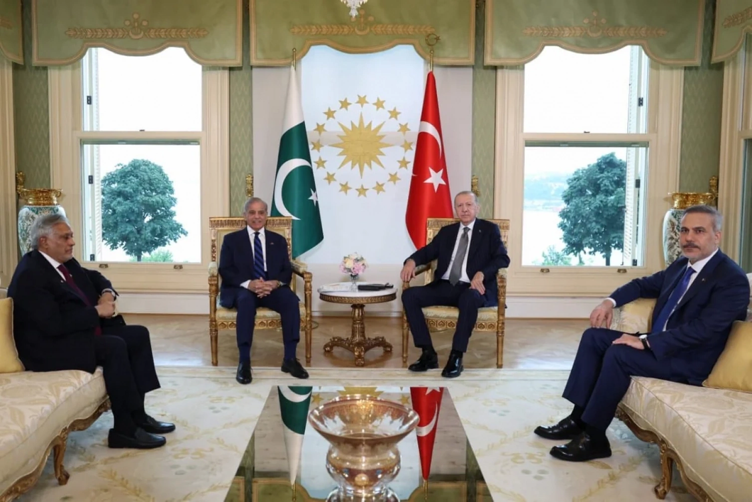 Münaqişələrin həlli üçün yeganə yol... - Şərif