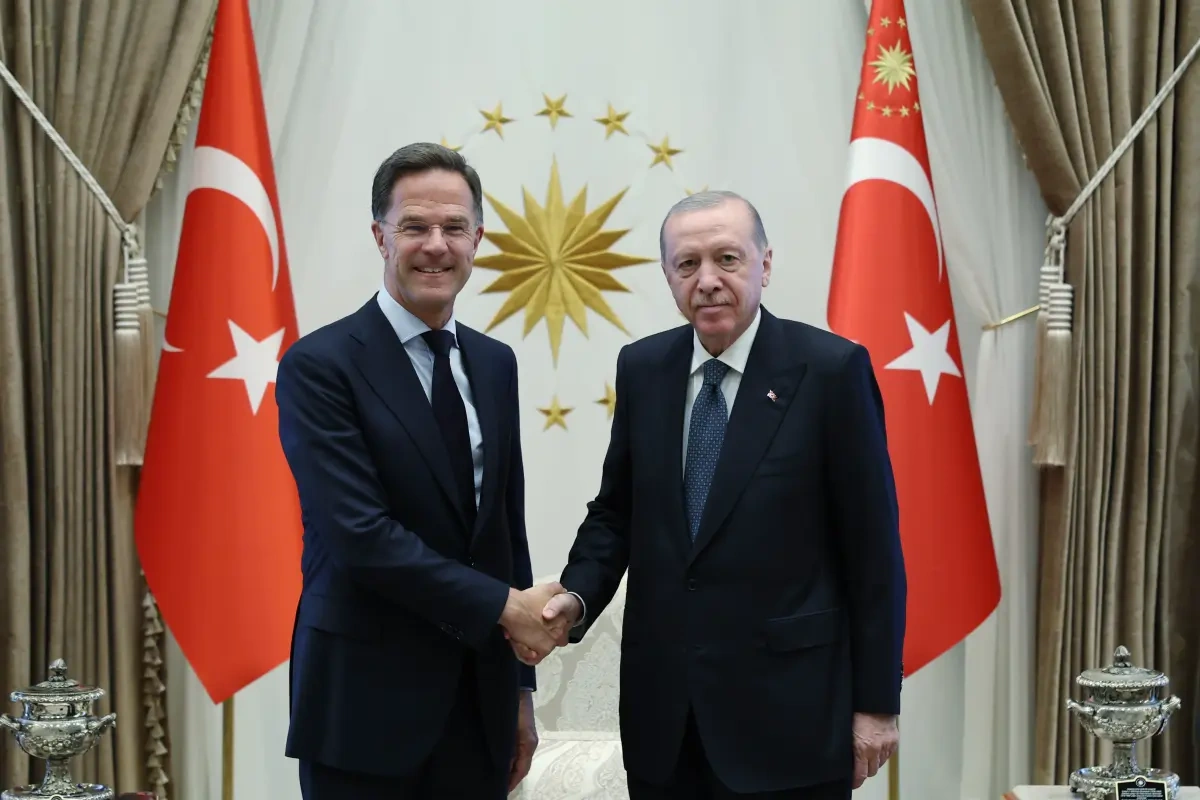 Ərdoğan Rutte ilə görüşdü