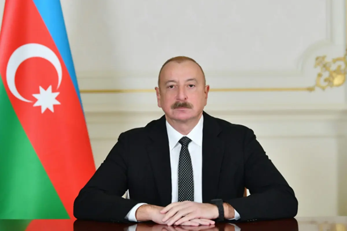 İlham Əliyev Tokayevi təbrik etdi