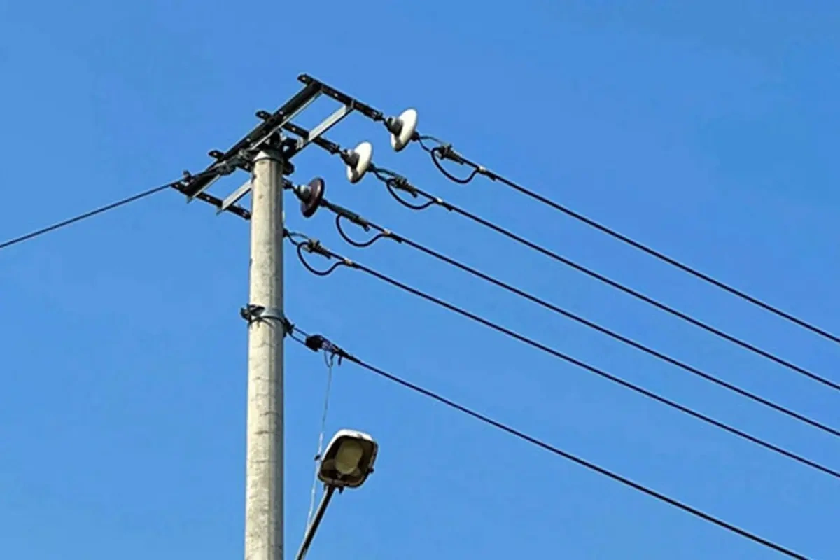 Elektrik müəssisəsinin rəis müavinini cərəyan vuraraq öldürdü
