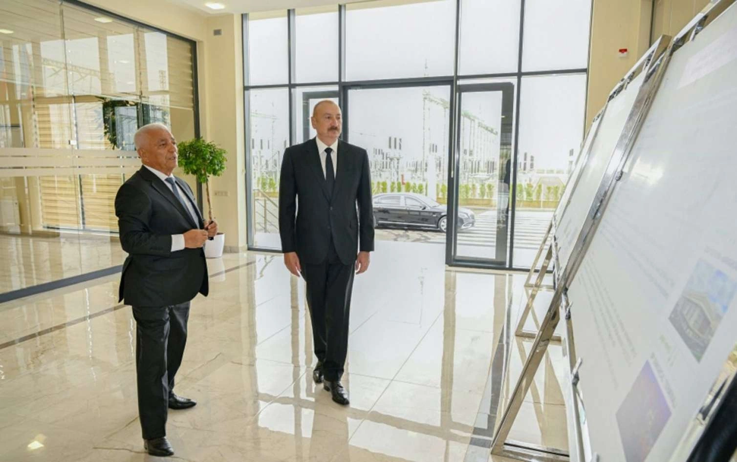 Prezident açılışda