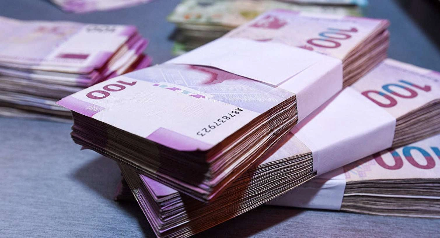 Azərbaycanda ən çox və ən az qazananlar kimlərdir?