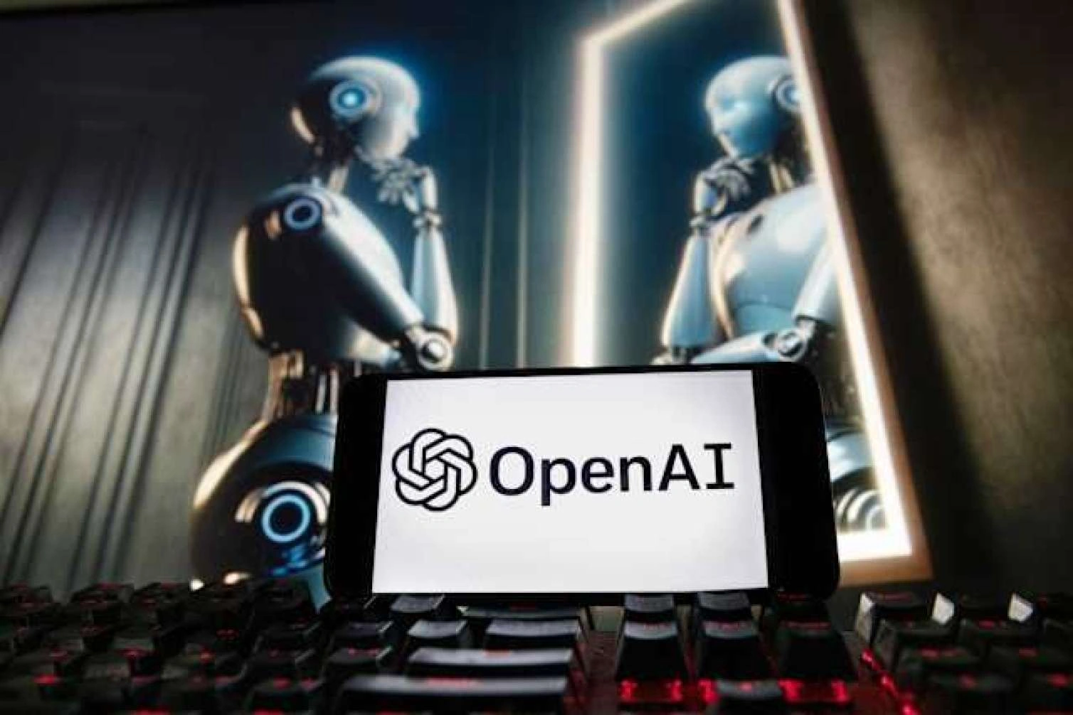 “OpenAI”da rəhbər dəyişikliyi