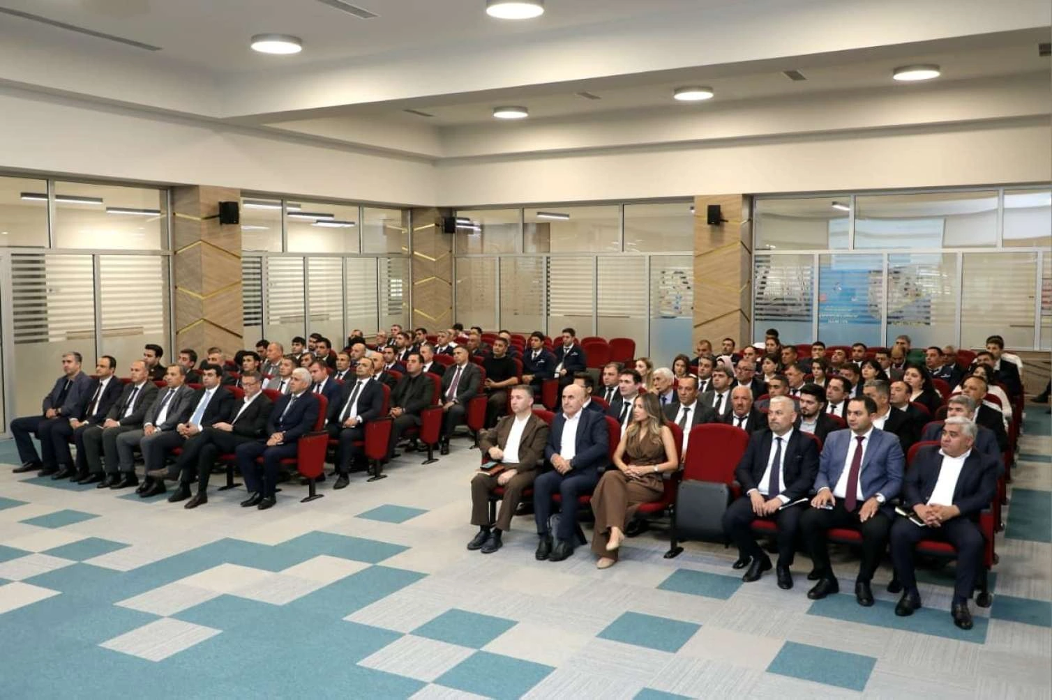 Naxçıvanda qaz şəbəkəsinə qoşulma ilə bağlı məlumatlandırma tədbiri keçirildi
